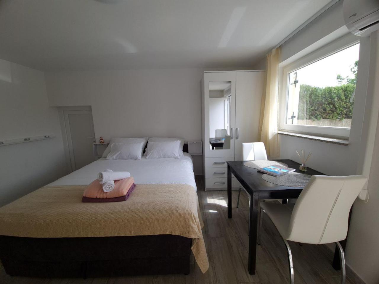 Eden Apartment Kornic