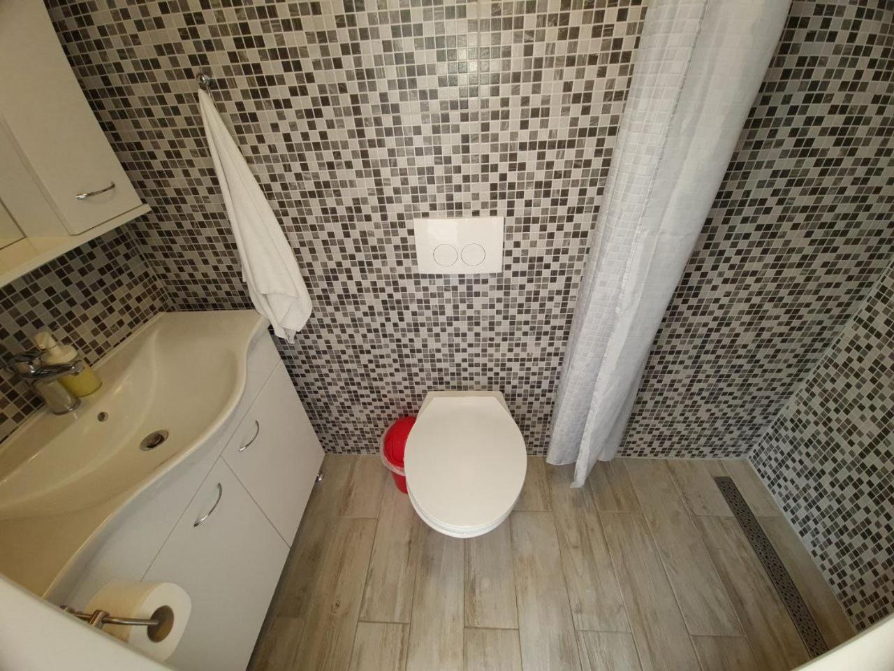 Apartment Eden Kornic