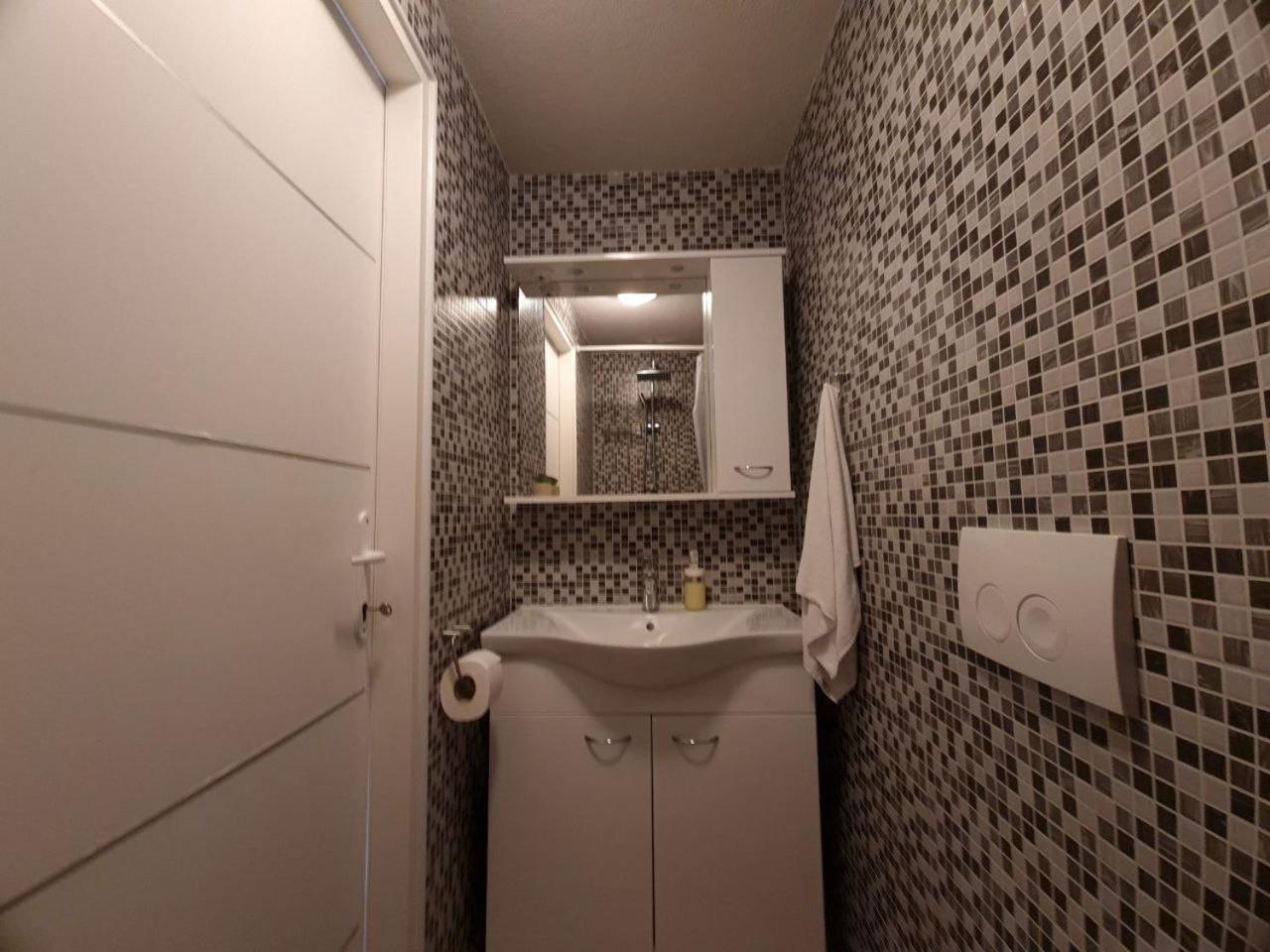 Apartment Eden
